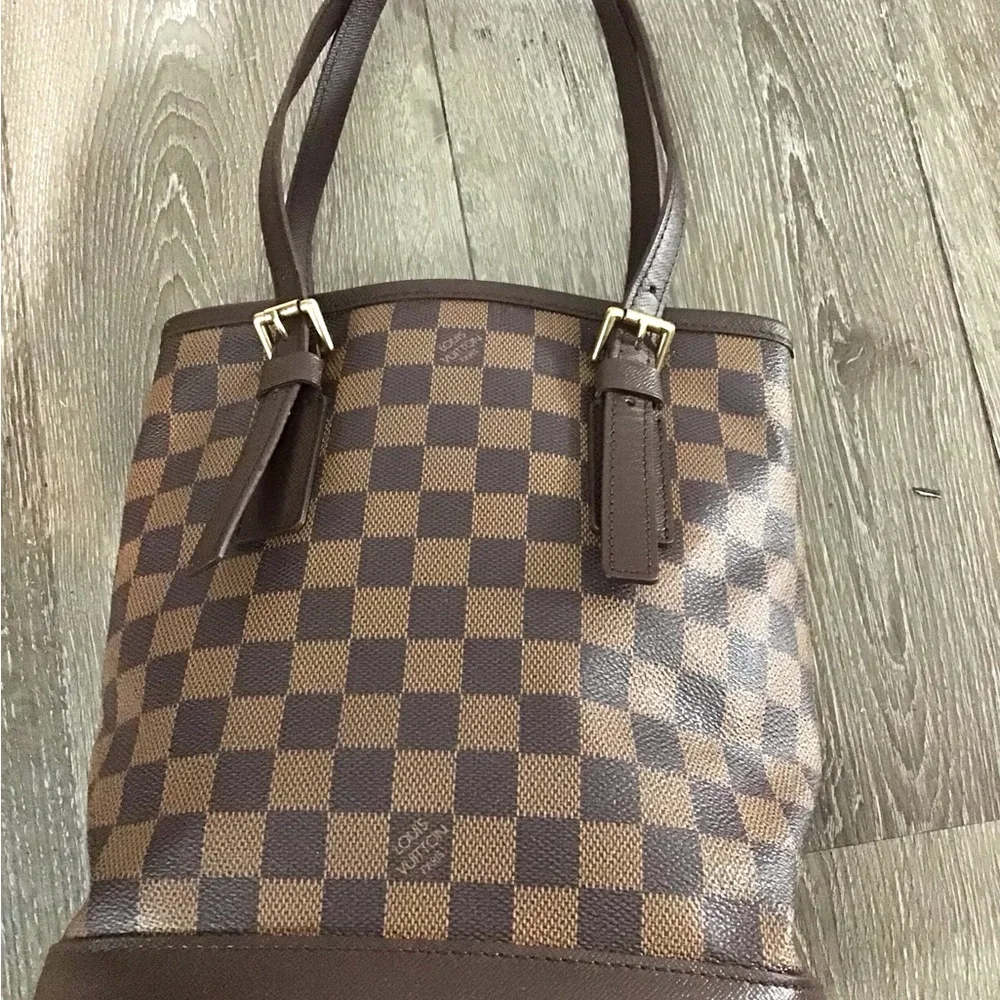 Louis Vuitton Damier Marais Bucket Shoulder  Bag - Picture 9 of 16